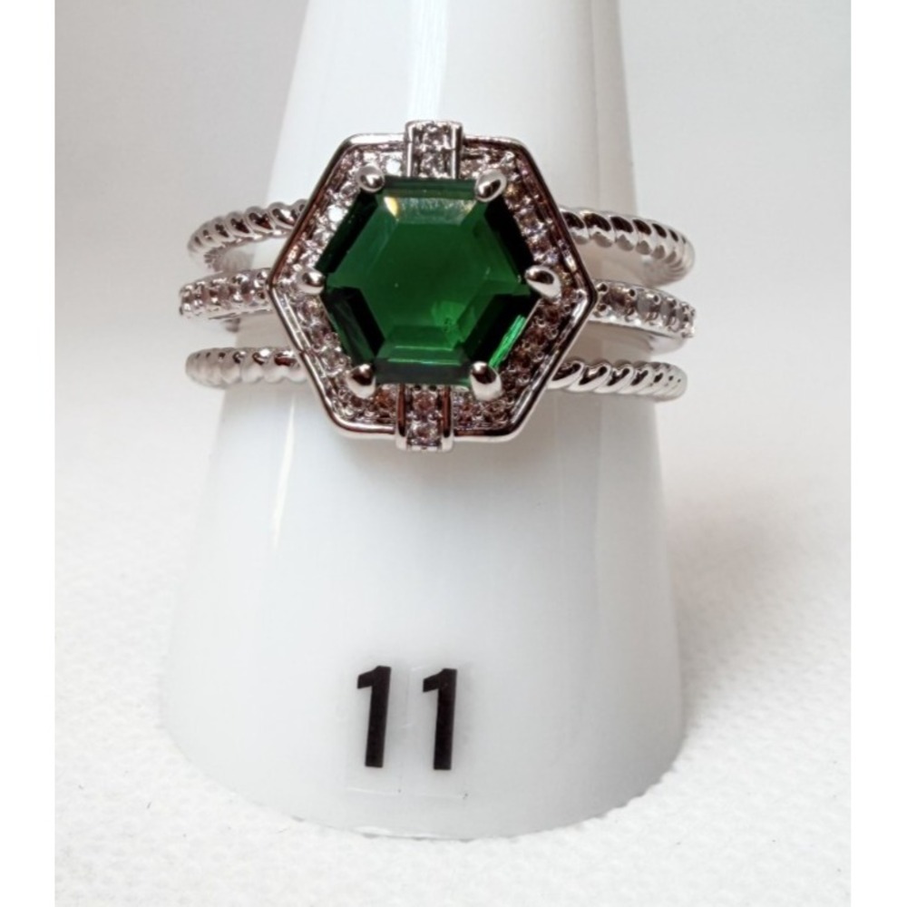 Bomb Party Corinne Ring RG82542 Lab Created Emerald Rhodium Plated Size 11